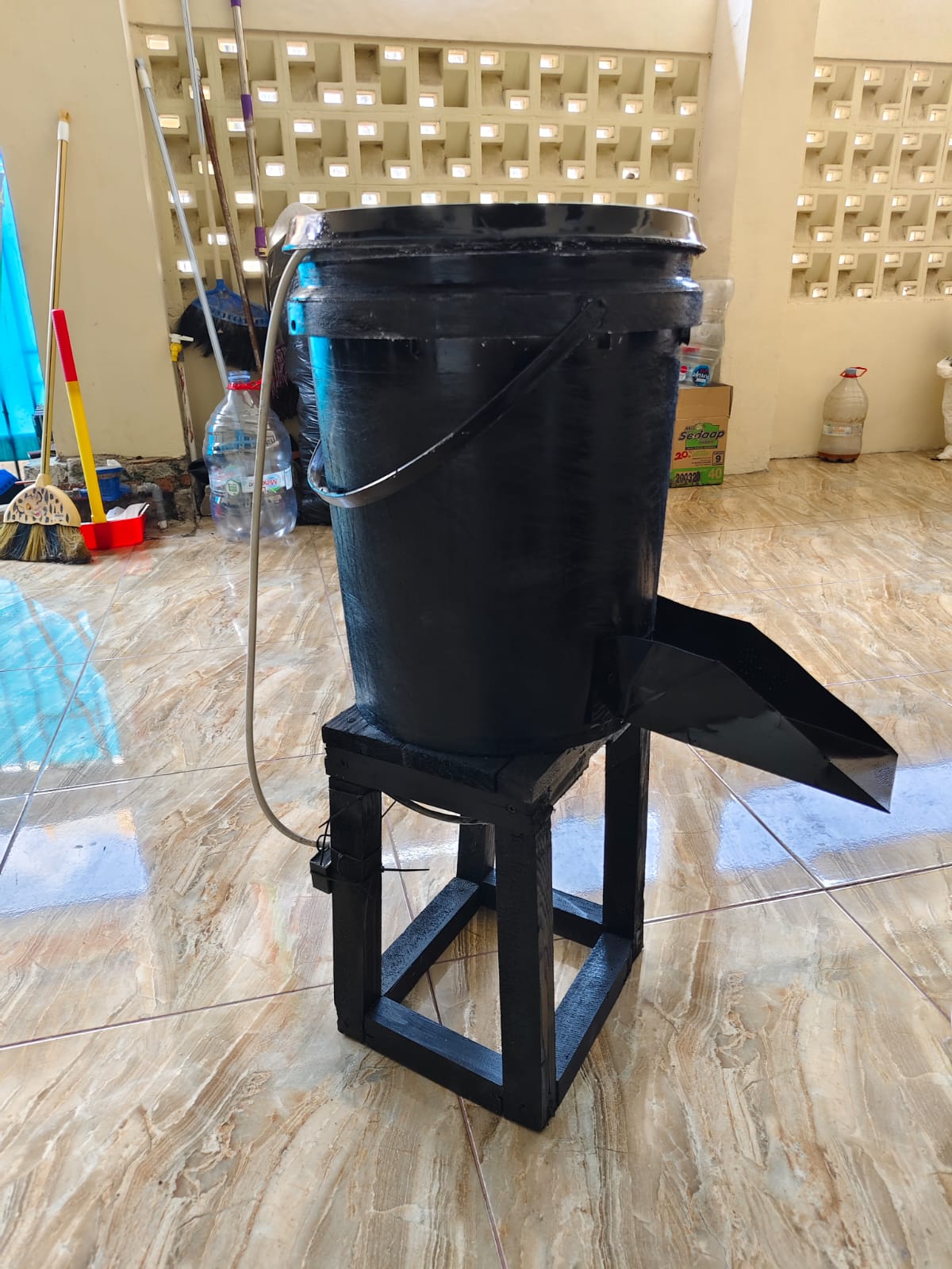 Alat Pencacah Sampah Organik